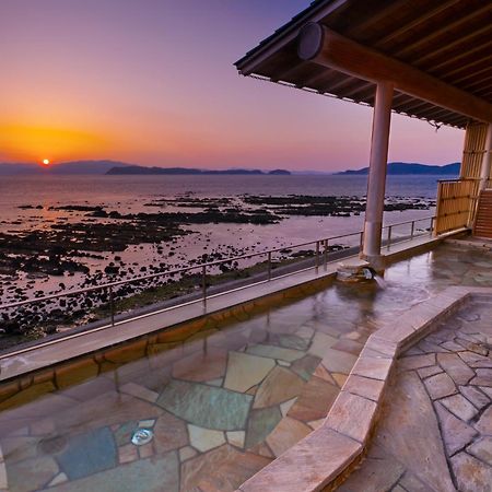 Hotel Wakayama Kada Onsen Kada Kaigetsu Exterior foto