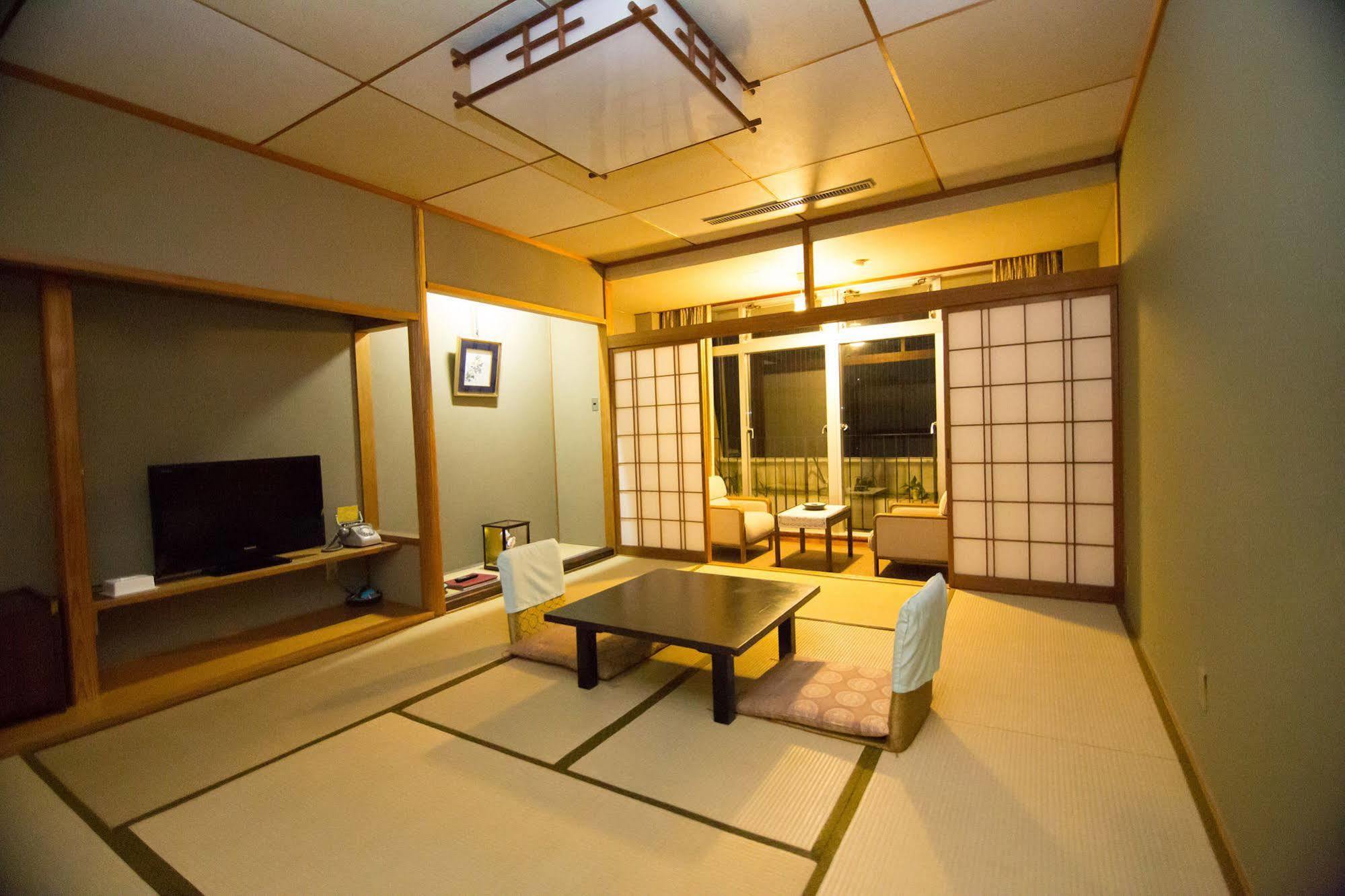 Hotel Wakayama Kada Onsen Kada Kaigetsu Exterior foto