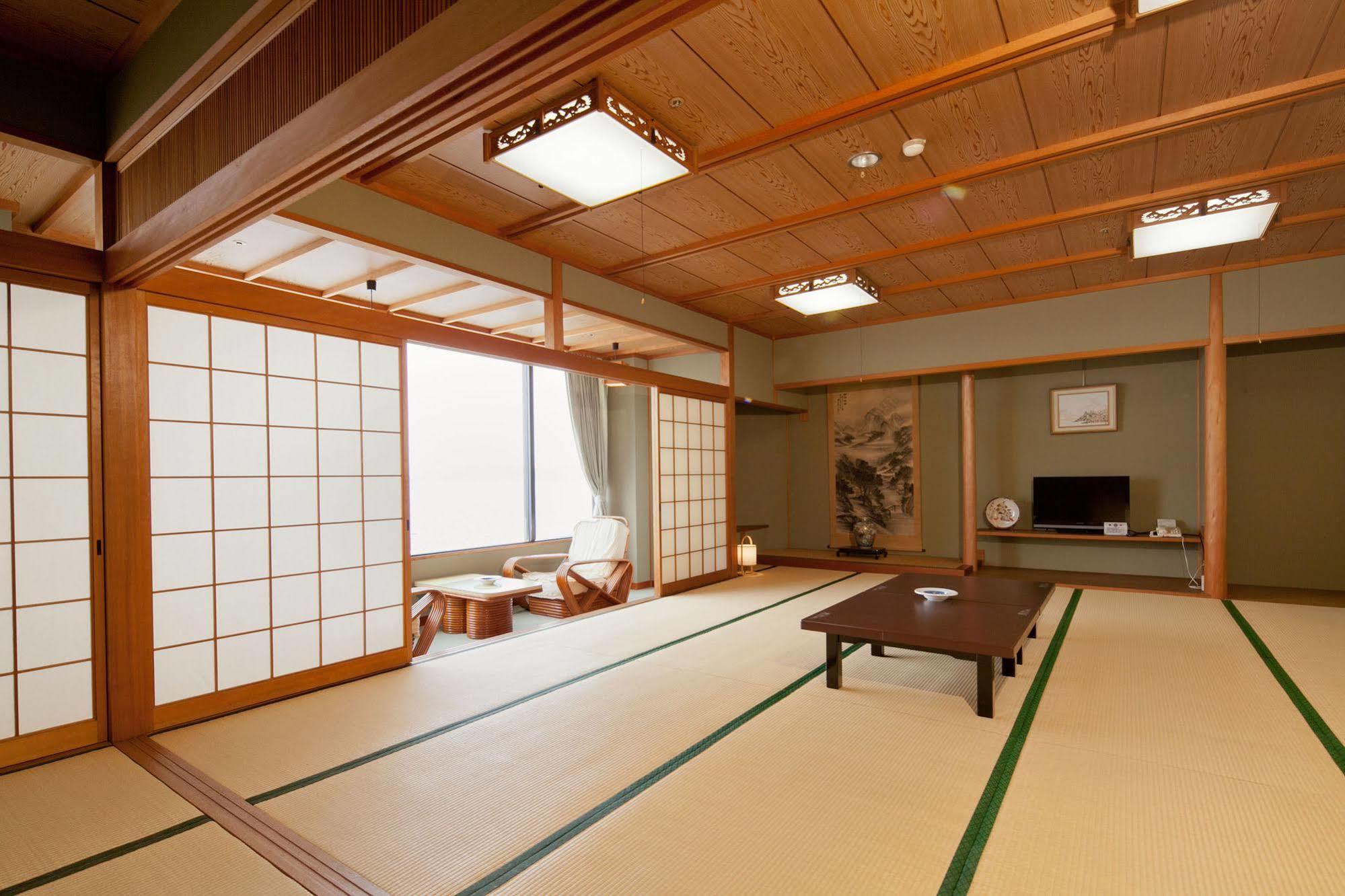 Hotel Wakayama Kada Onsen Kada Kaigetsu Exterior foto